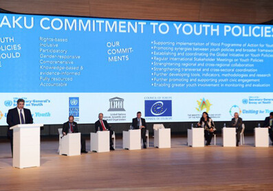 Принята Декларация I Глобального форума по молодежной политике (Фото)