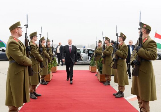 Визит президента Азербайджана в Венгрию завершен