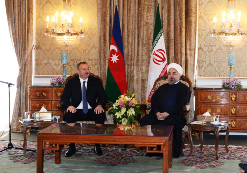 Состоялась встреча президентов Азербайджана и Ирана в расширенном составе 