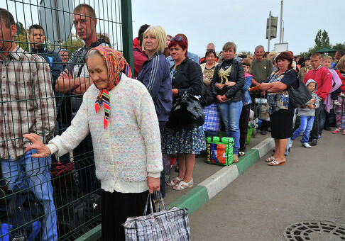 Почти 550 тыс. человек вынужденно покинули территорию Украины