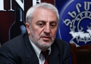 В Ереване совершено нападение на оппозиционера