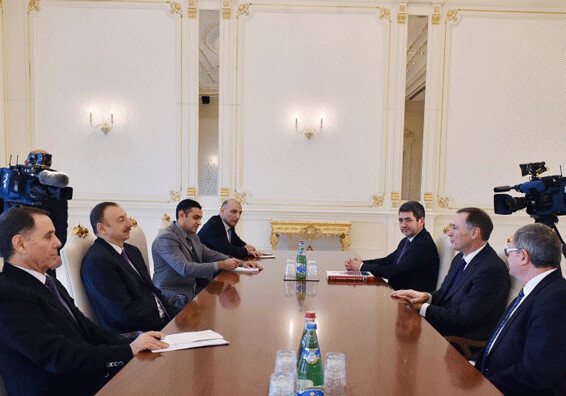 Президент Ильхам Алиев принял делегацию во главе с членом Сената Франции 