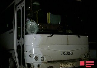 В Баку пешеход погиб под колесами автобуса 