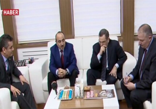 Завотделом Администрации Президента Али Гасанов встретился с гендиректором ТРТ