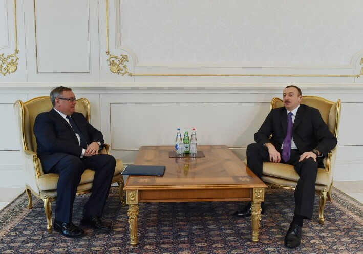 Президент Азербайджана принял председателя правления банка «ВТБ»