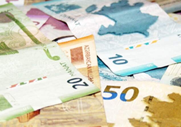 Манат усилил позиции к доллару и евро