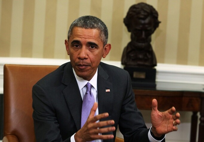 Обама продлил еще на год американские санкции против Ирана