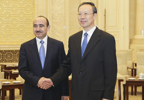 Али Гасанов встретился с членом секретариата ЦК Компартии Китая