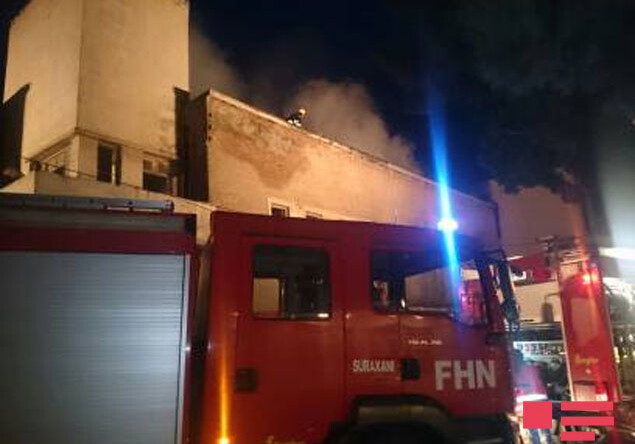 Пожар в Доме культуры в Баку потушен (Фото)