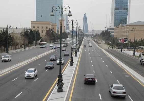 В Баку запретят въезд некоторым автомобилям