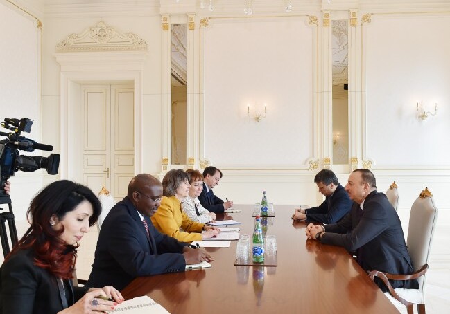 Президент Азербайджана принял делегацию Всемирного банка