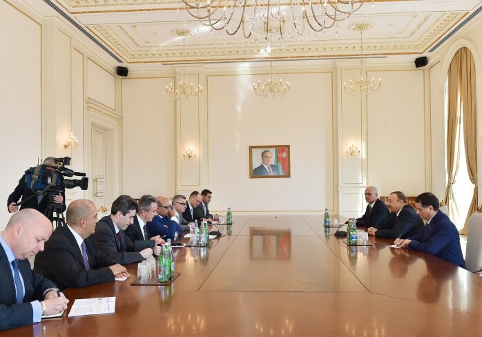 Президент Азербайджана принял главу ЕБРР
