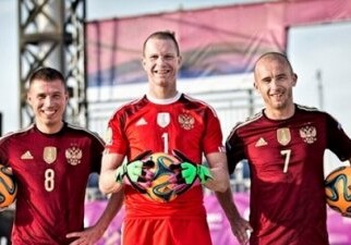 Российские игроки по пляжному футболу стали послами Евроигр