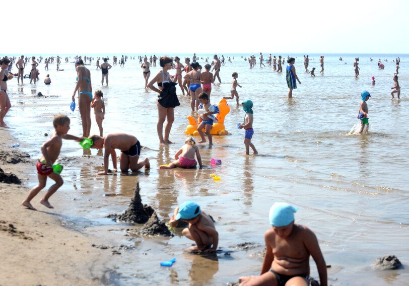 Проводится мониторинг воды на пляжах Абшерона