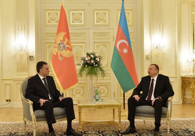 Ильхам Алиев принял президента Черногории