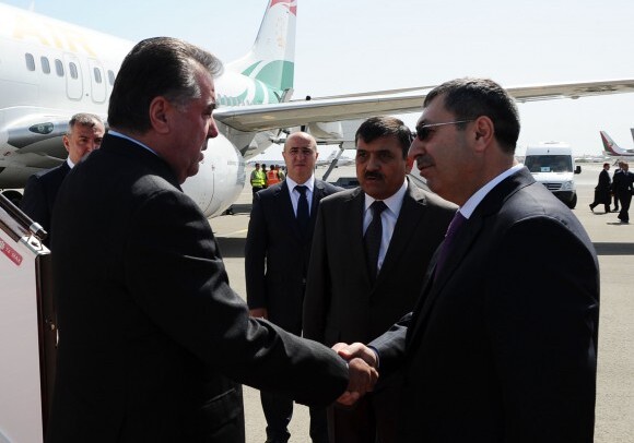 В Баку прибыли президенты Таджикистана, Туркменистана и Турции