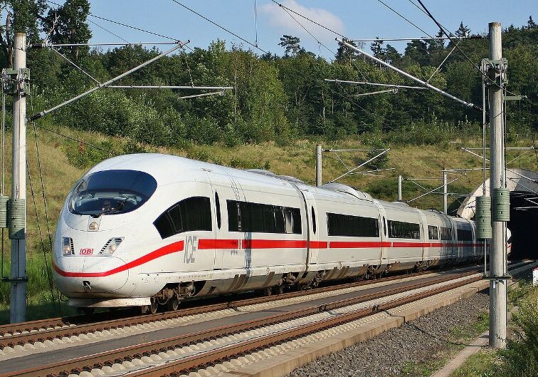 С 2016 года из Баку будут ходить скоростные пассажирские поезда до Турции