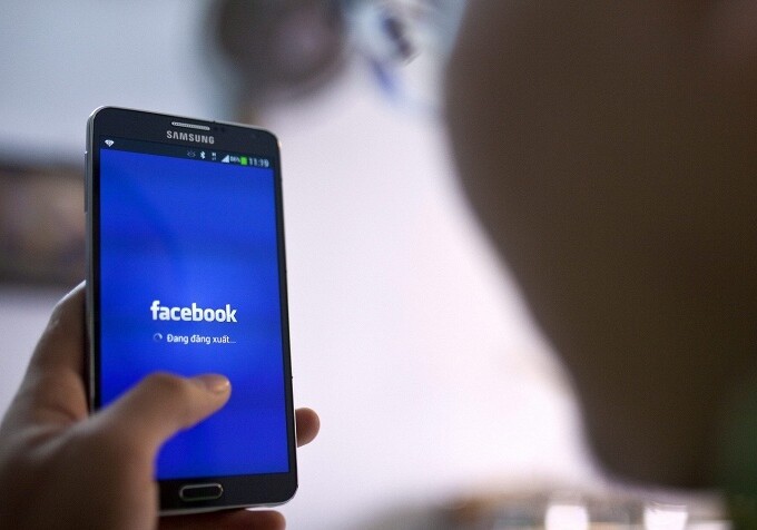 Facebook запустит собственного голосового помощника 