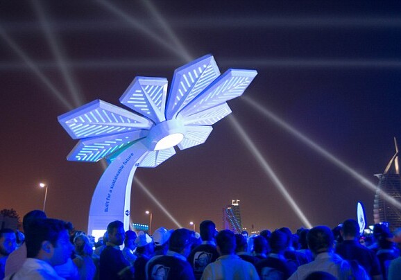 В Дубае появились «умные» пальмы