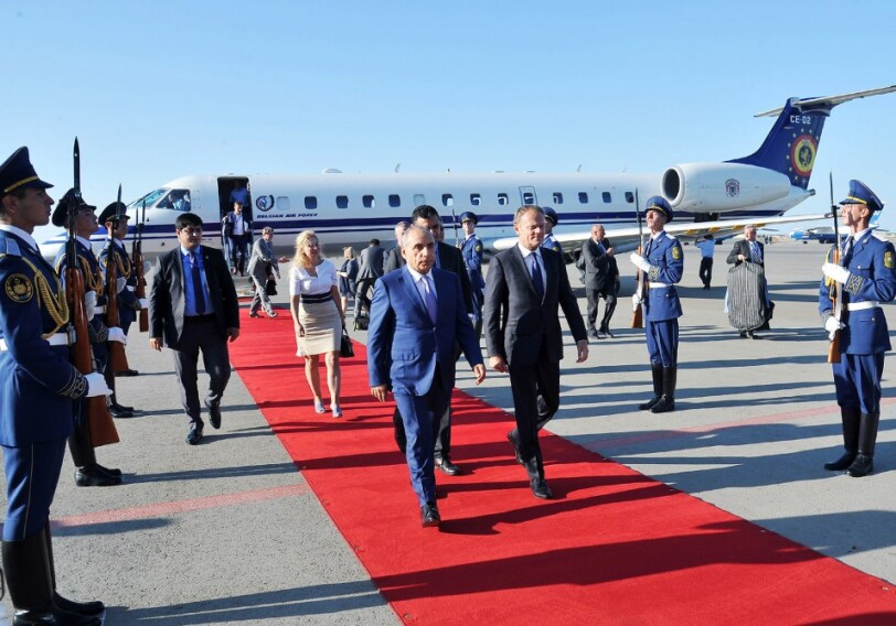 В Азербайджан прибыл президент Евросовета