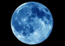 Сегодня земляне смогут полюбоваться «Голубой Луной»