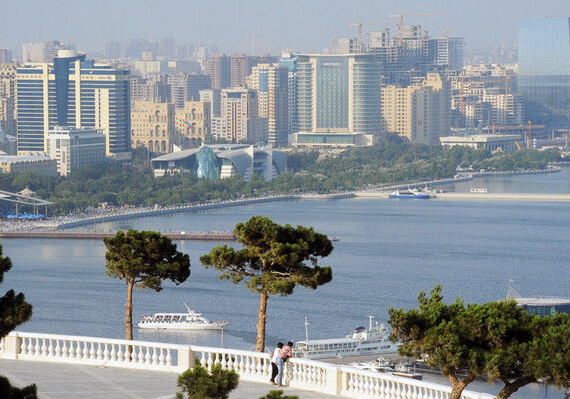 Завтра в Баку ожидается до 34 градусов тепла