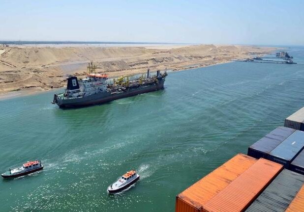 В Египте открыли дублер Суэцкого канала