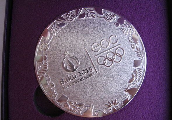 Медаль Европейских игр продается на eBay (Фото)