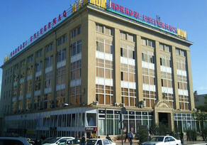 В Баку продавщица украла золотые изделия в универмаге на сумму 50 тыс. манат