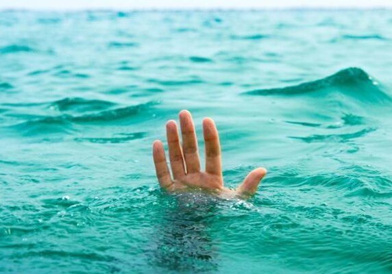В Азербайджане два мальчика утонули в канале