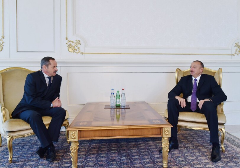 Президент Азербайджана принял посла Швейцарии