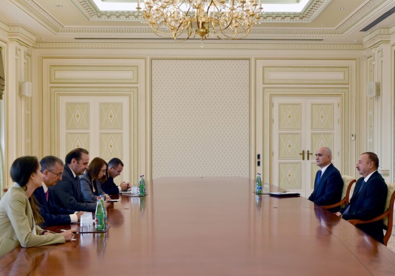Президент Азербайджана принял вице-премьера Сербии