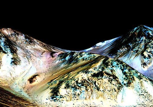 NASA: на Марсе обнаружена вода в жидком состоянии
