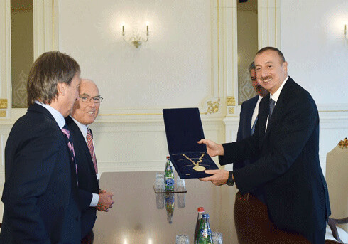 Президент Азербайджана удостоен медали Международного движения «Fair Play» (Фото)