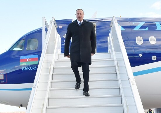 Президент Азербайджана прибыл с визитом в Казахстан (Фото)