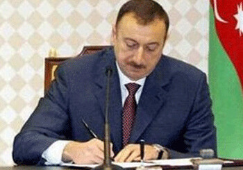 Президент Азербайджана наградил Никиту Михалкова орденом «Достлуг»