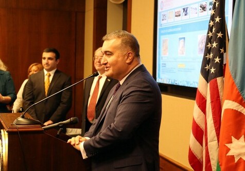 Американские конгрессмены совершили путешествие в азербайджанскую культуру