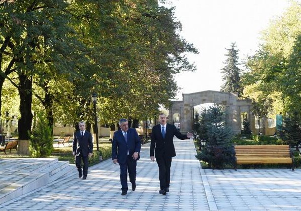 Президент Ильхам Алиев прибыл в Загатальский район (Добавлено)