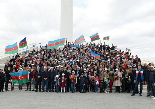 «Шествие флага» и велопробег, посвященный Дню Государственного флага Азербайджана (Фото)