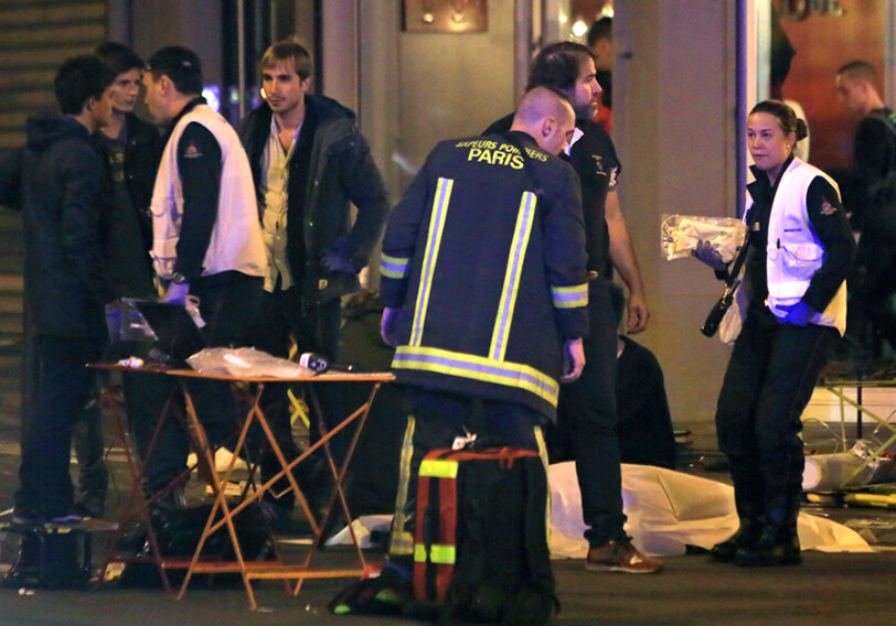 Граждан Азербайджана среди погибших и пострадавших в теракте в Париже нет