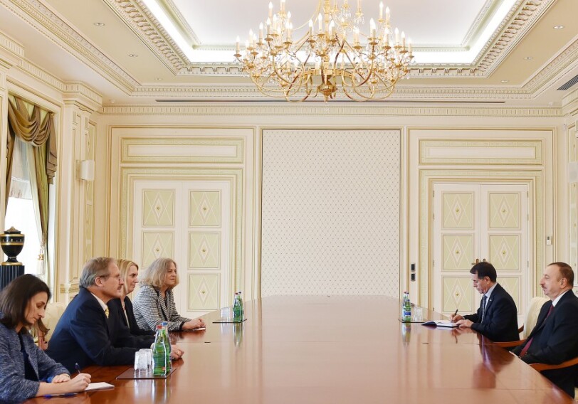 Президент Азербайджана принял заместителя помощника госсекретаря США 