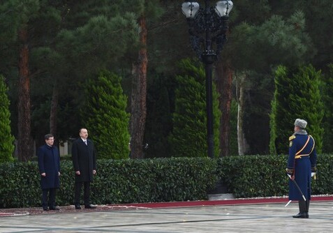Ильхам Алиев и Ахмет Давутоглу встретились один на один (Фото-Обновлено)