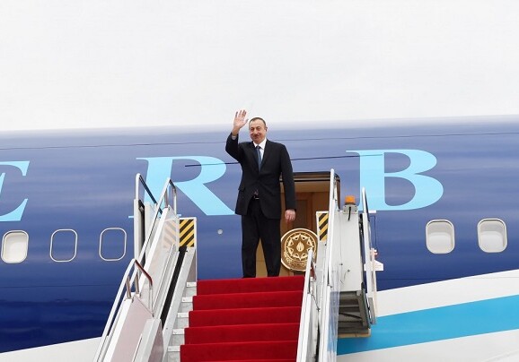 Президент Азербайджана направляется с визитом в Китай 