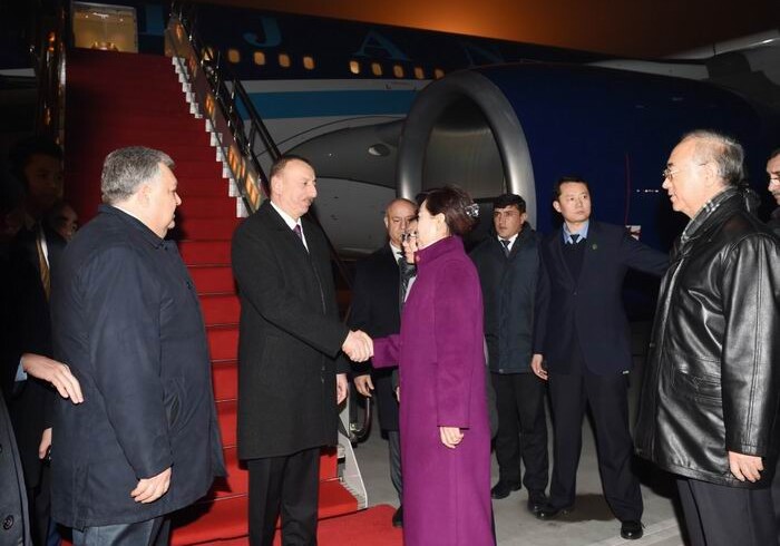 Президент Ильхам Алиев прибыл с визитом в Китай (Фото)