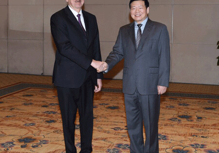 Президент Азербайджана встретился с губернатором провинции Шаньси (Фото)