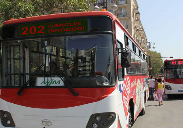 В Баку угнали автобус