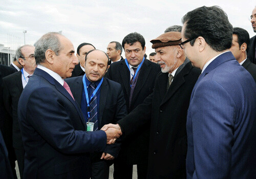 Президент Афганистана прибыл с официальным визитом в Азербайджан