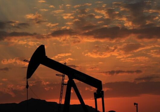 Цены на нефть растут на фоне конфликта Саудовской Аравии и Ирана