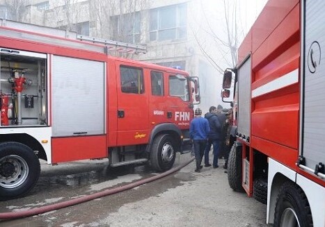 В Баку горит общежитие (Обновлено)