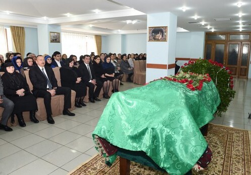 Ильхам Алиев принял участие в церемонии прощания с Зелимханом Ягубом (Фото)